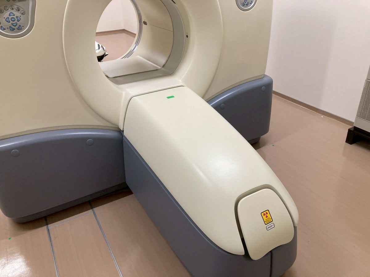 2009 GE Discovery ST PET/CT System